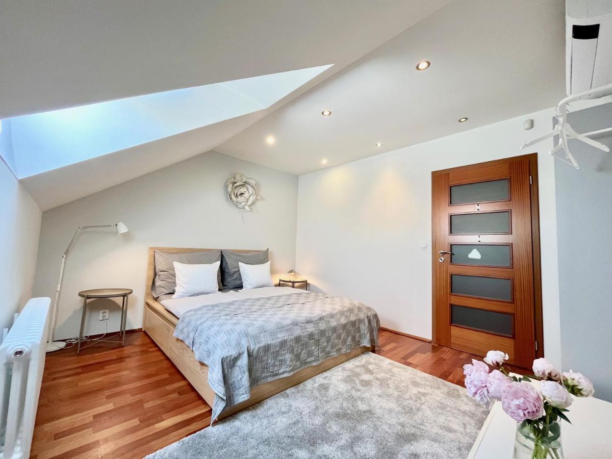Luxury Penthouse Apartment Prag Dış mekan fotoğraf